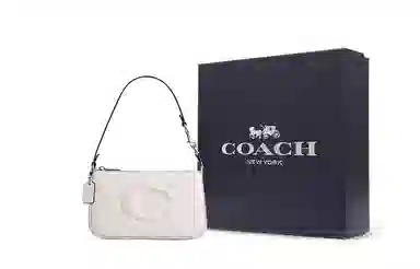 COACH Nolita 19