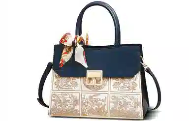 COMELY Blue Embroidered Tote