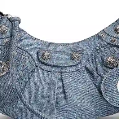 Balenciaga Le Cagole