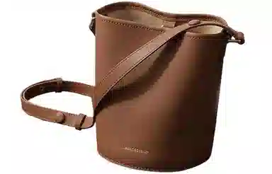 COMELY Bucket Bag Camel Brown