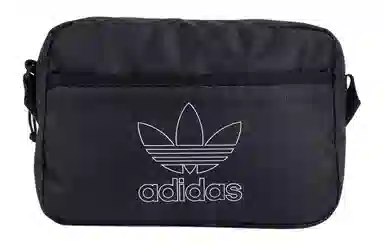 adidas Small Airliner
