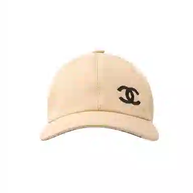 CHANEL 23B c Logo