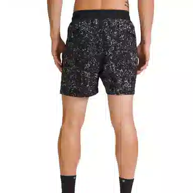 lululemon License to Train 5"