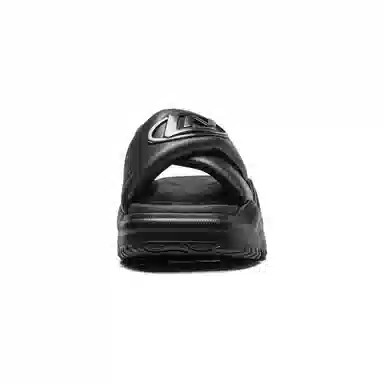 Bred Slipper
