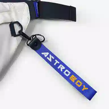 十一宫 休闲运动大容量 皮革 胸包 常规 男女同款情侣款 白色/黑色