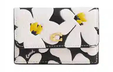 COACH Trifold Wallet 10
