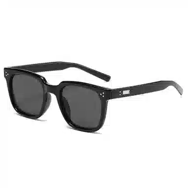 SOMAN UV40
