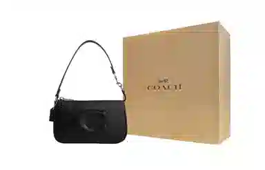 COACH Nolita Logo 19