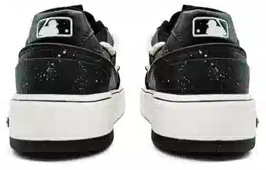 MLB Chunky Liner EIGHT