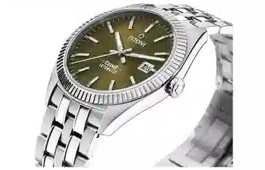 TITONI 41mm 879 S-660