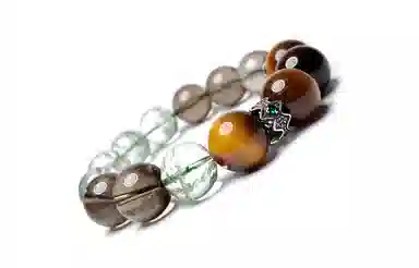 MOUNTAINS AND MANS 16mm