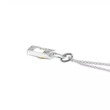 925