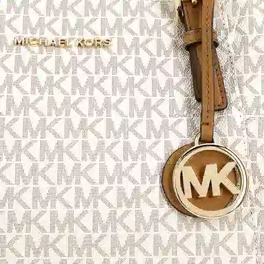 MICHAEL KORS MK Jet Set Item