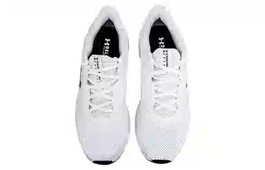Under Armour Charged Escape 4