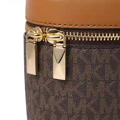 MICHAEL KORS MK Signature