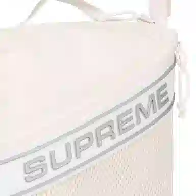 Supreme Logo