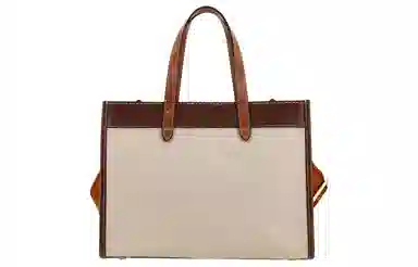 COACH Field 30 Logo Tote