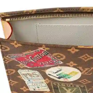 LOUIS VUITTON Pochette Toilette Flight mode