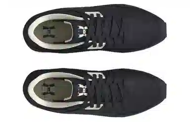 Under Armour Essential-