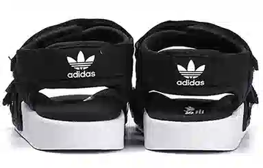 adidas Adilette