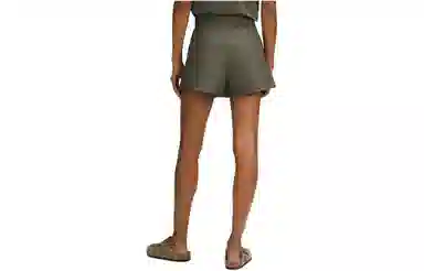 Lululemon Utilitech Relaxed-Fit HR Short