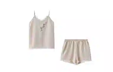 热妒 纯色带胸垫一体刺绣薄款吊带松紧腰短裤睡衣套装 女款 杏色