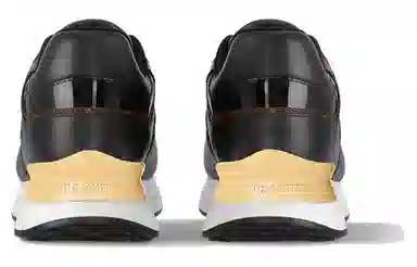 LOUIS VUITTON Run Away