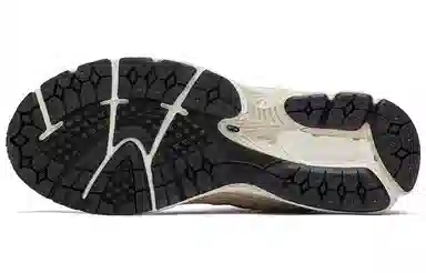 New Balance 2002R Beige