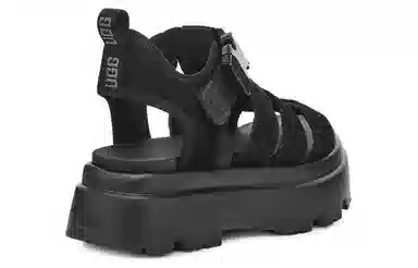 UGG Cora
