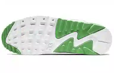 UNDEFEATED x Nike Air Max 90