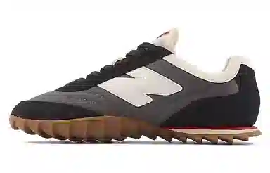 New Balance RC30