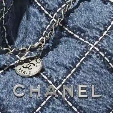 CHANEL 24P Logo