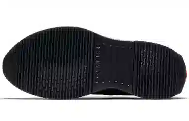 Converse Run Star Hike