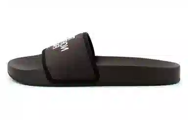 THE NORTH FACE Base Camp Slide 3