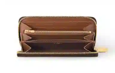 LOUIS VUITTON LV