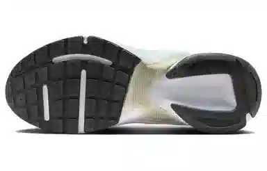 Nike AL8