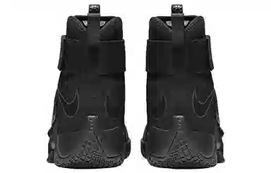 Nike zoom soldier 10 Black Space 10