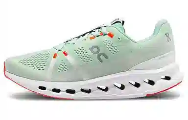 On Cloudsurfer