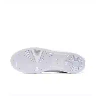 Nike Court Borough Low