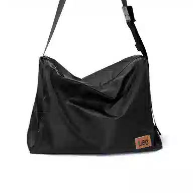 Lee Crossbody Bag