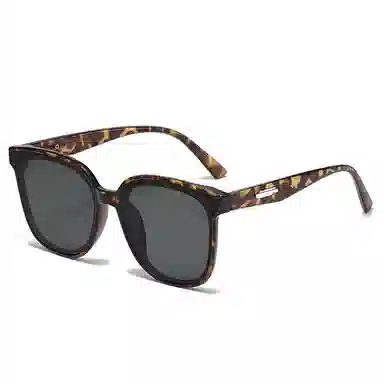 SOMAN UV400