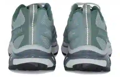 SALOMON XT-6