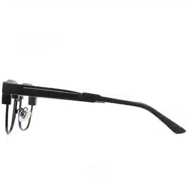 CYXUS TR90