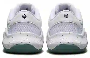 Nike Legend Essential 3