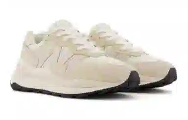 New Balance 5740 Beige