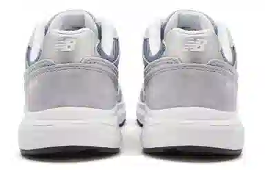 New Balance 880 v3 Misty Grey