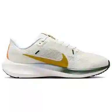 Nike Air Zoom Pegasus 40 Beige