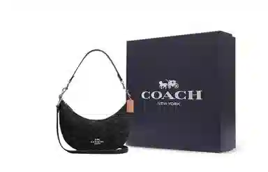 COACH Aria Shoulder Bag 26 Black