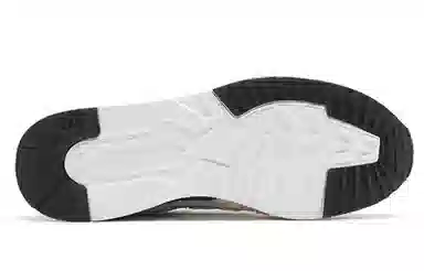 New Balance 570 Off White Black