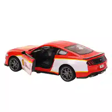 135 Ford Mustang GT 2018